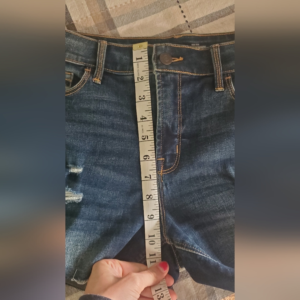OLD NAVY DISTRESSED HIGH WAISTED JEAN SHORTS WITH RAW HEMLINE - Picture 4 of 5